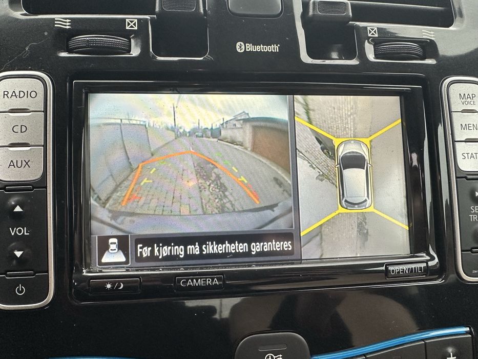 Продам Nissan Leaf