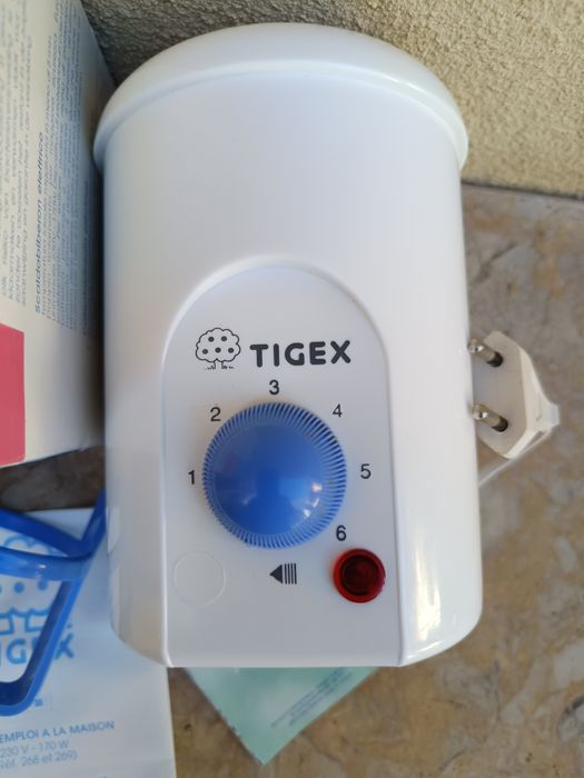 Vendo dois aquecedores de biberões