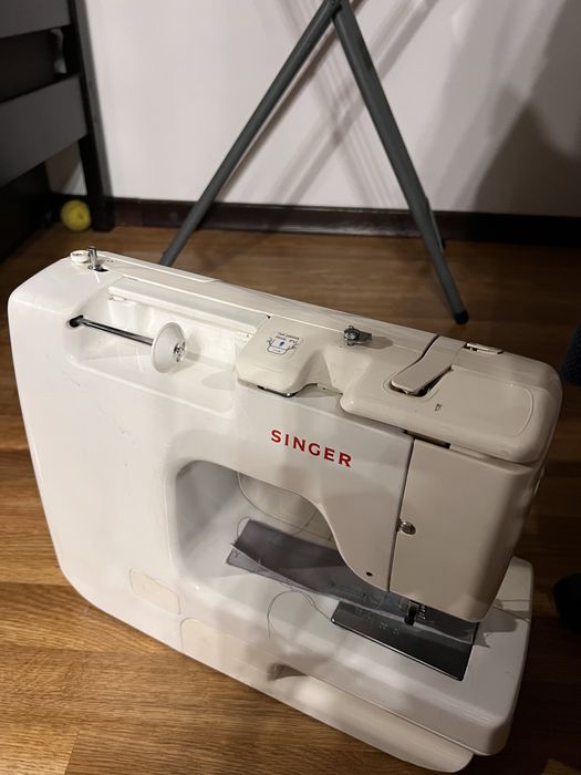 Швейна машина Singer Professional XL-10