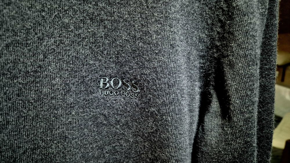 Светер Hugo Boss merino wool 100% меринос