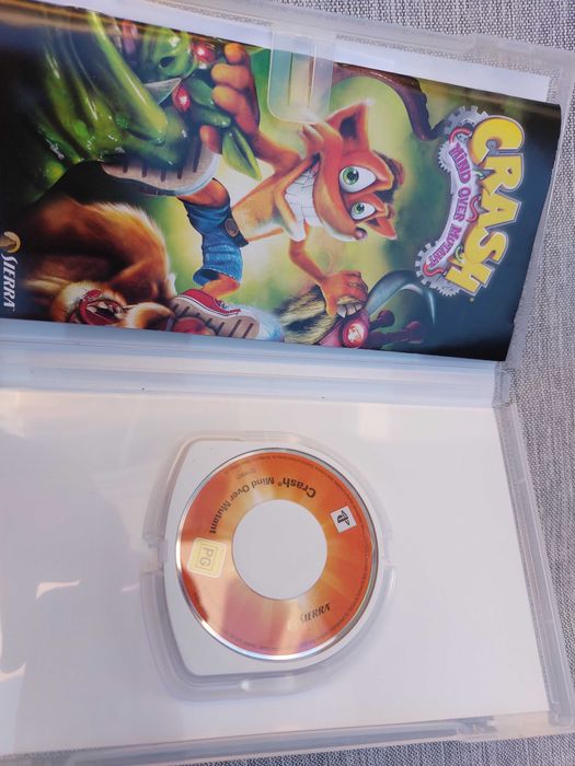 Jogo PSP Crash Mind over Mutant