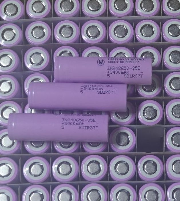 Samsung 35E 18650 3500mAh акумулятор оригінал новий 2026 рік виготовлення