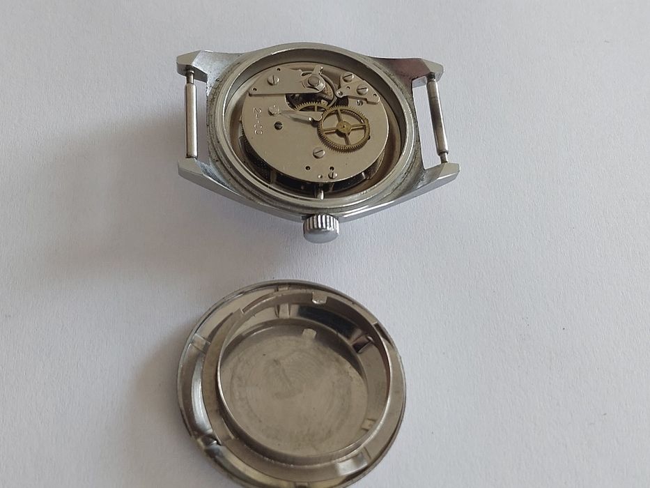 Ruhla zegarek antimagnetic