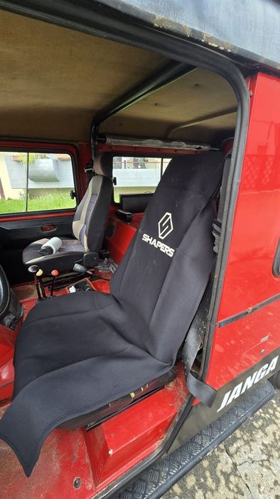 Umm Cournil 1984, 8 lugares