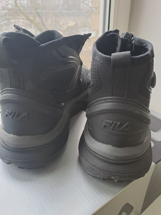 Кросівки Fila р.42 Демісізонні