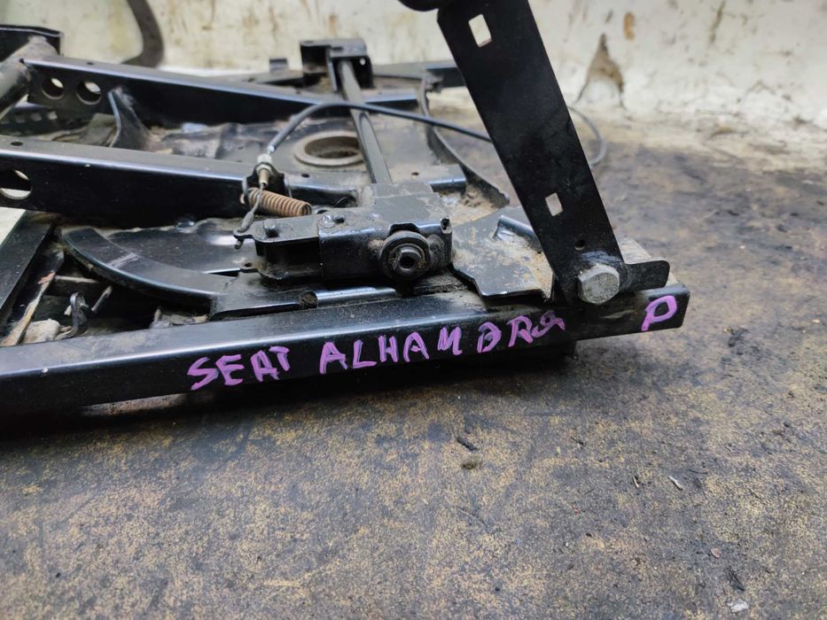 Seat Alhambra Obrotnica Fotela Prawy Przód