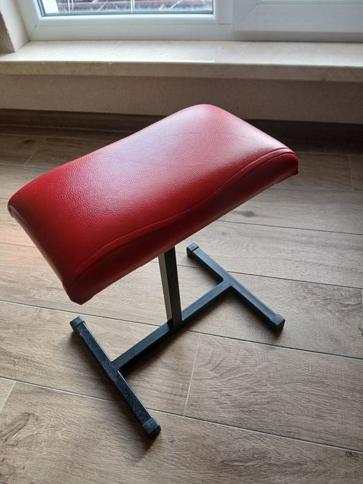 Продам подставку для педикюра, триногу