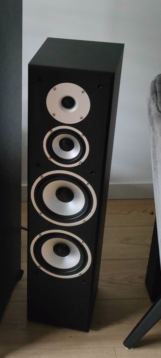 kino domowe 5.0 glośniki plus ampituner Onkyo
