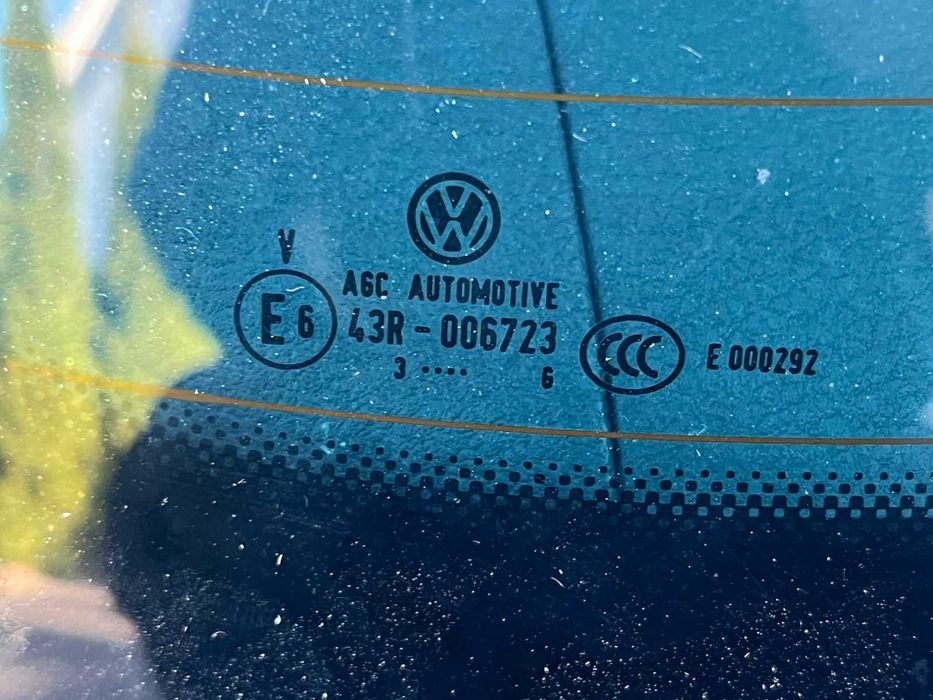 Кришка багажника ляда Volkswagen Golf VII универсал 2016-2020 LI7F