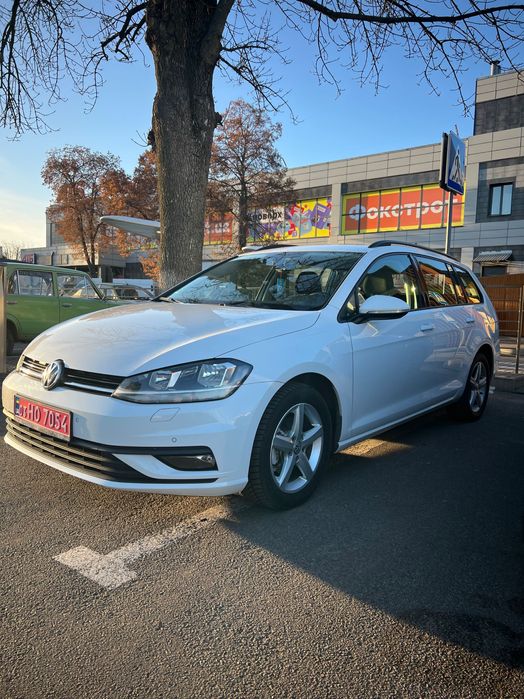 Volkswagen GOLF 2018