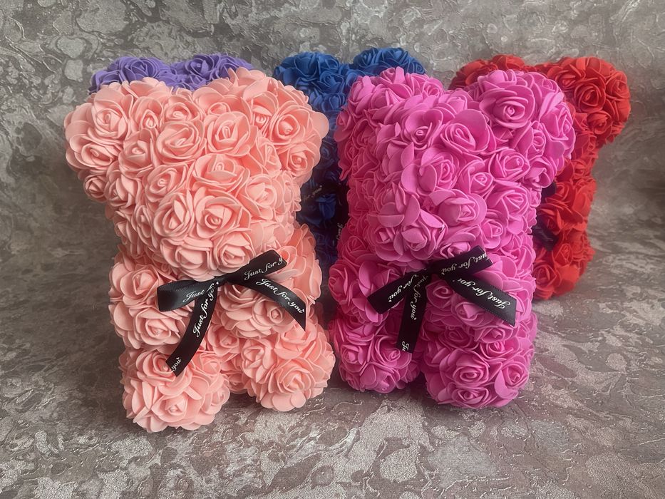 Ведмедики з троянд. Мишки из роз. Сувенірний ведмедик. Подарунок.
