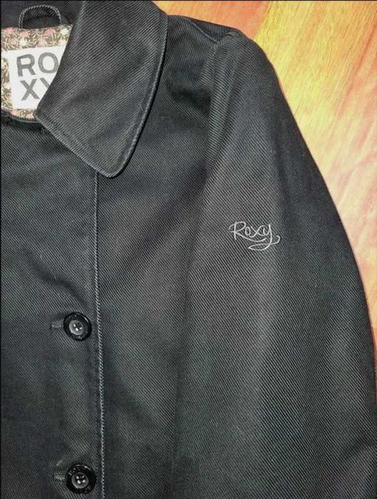 Dwurzędowy płaszczyk Roxy