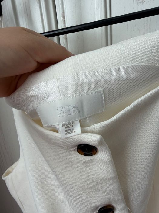 Блузка Zara молочного кольору