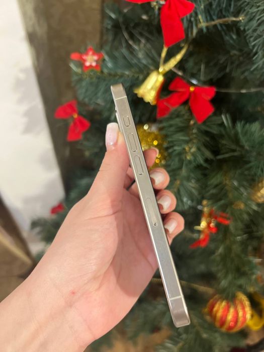 iPhone 15 pro 128 ГБ