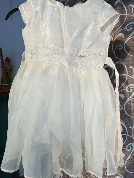 Плаття  на дівчинку