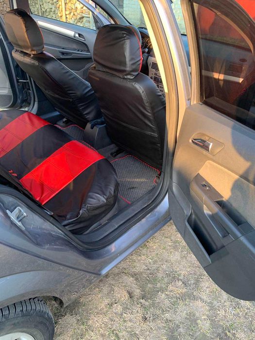 Продам власний автомобіль Опель Астра Н