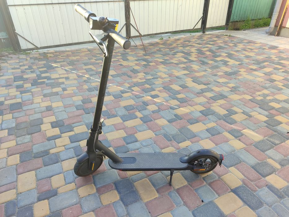 Продам електросамокат