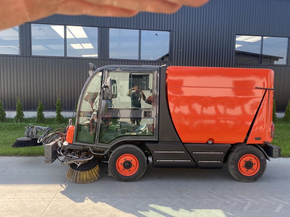 Zamiatarka do ulic - MATHIEU AZURA - samochód komunalny