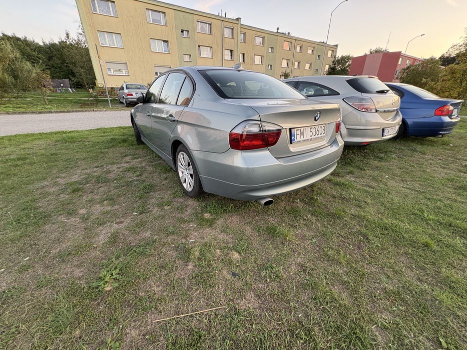 BMW e90 320i 2006r