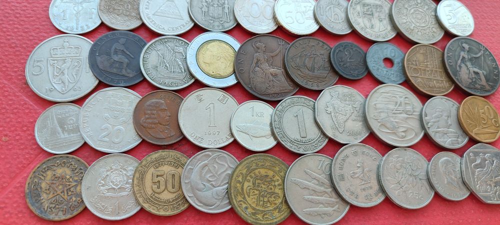 Набор цікавих монет світу, 50шт