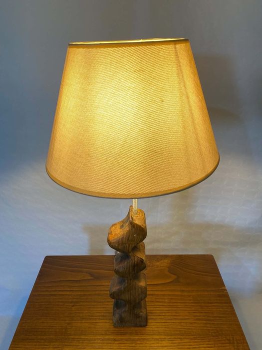 Candeeiro de mesa