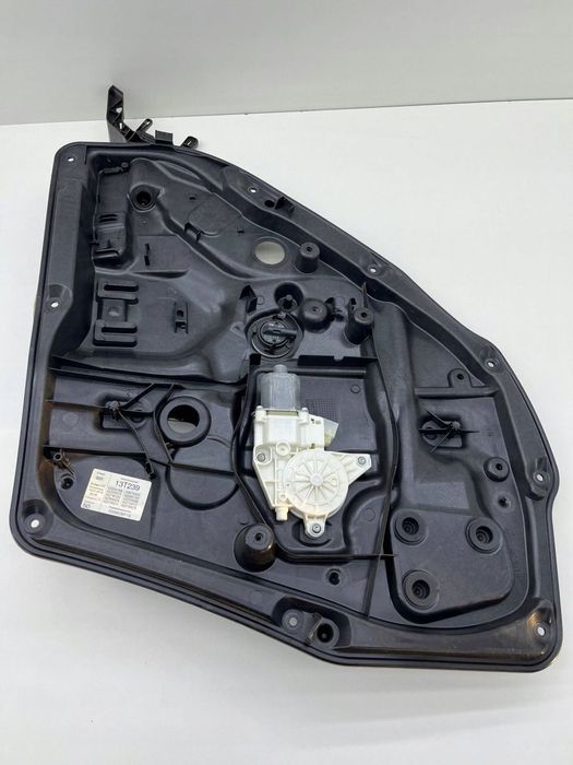 MERCEDES W222 PODNOŚNIK SZYBY PRAWY TYŁ A2229060601