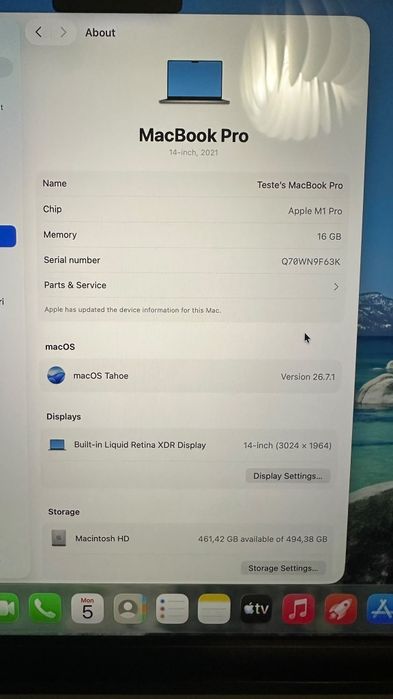 MacBook Pro 14",