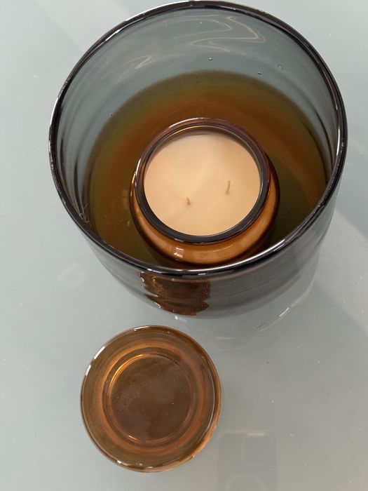 Peca drcotativa em vidro queima velas com a vela incluida.