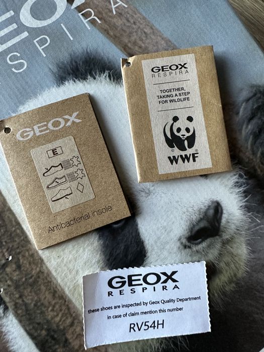 Дитячі демісезонні чобітки зимові чобітки Geox