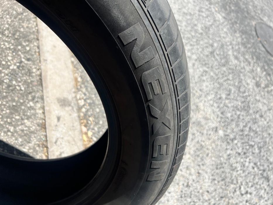 225/60/17 Nexen 2 pneus