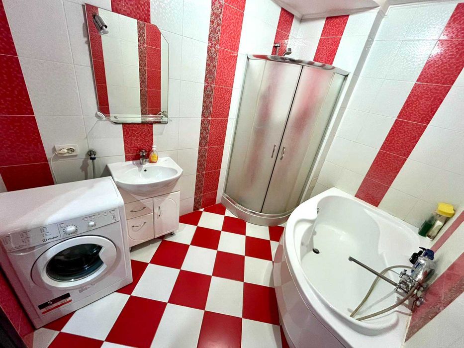 Продаж 3-кім. квартири. вул. Зелена-Жасминова-Новобудова Карпатбуд