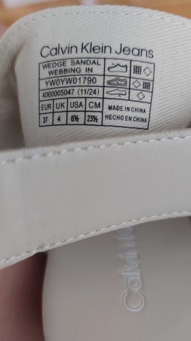 Босоніжки 37р. Calvin Klein Jeans босоножки женские