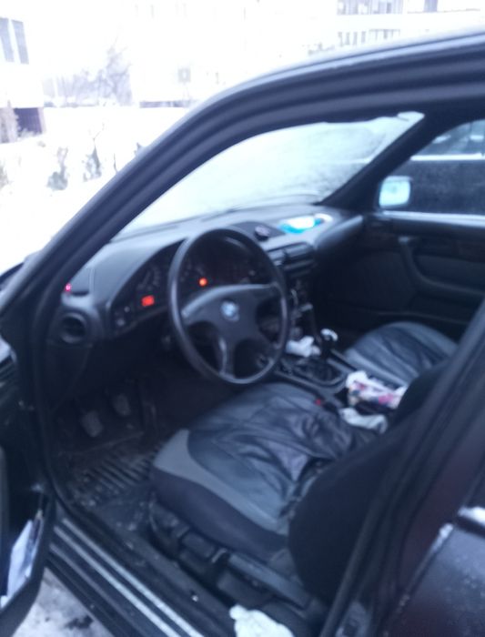 Продам bmw e34  двигатель м50 2,5 бензин,газ