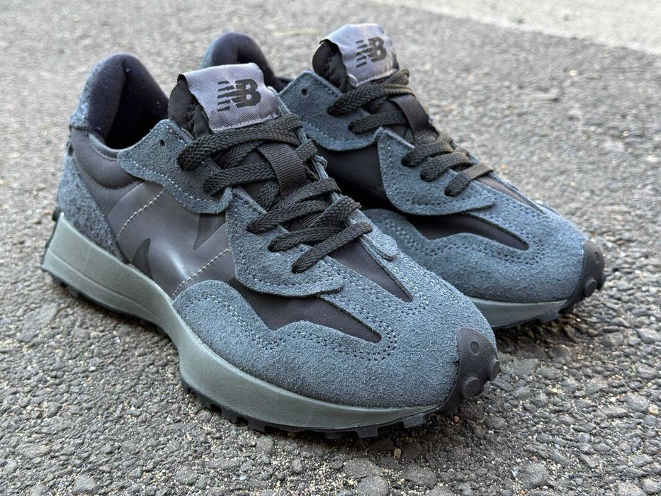 Розпродаж New Balance 327