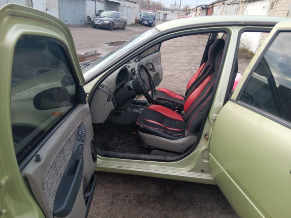 Продам автомобіль Лада-Калина