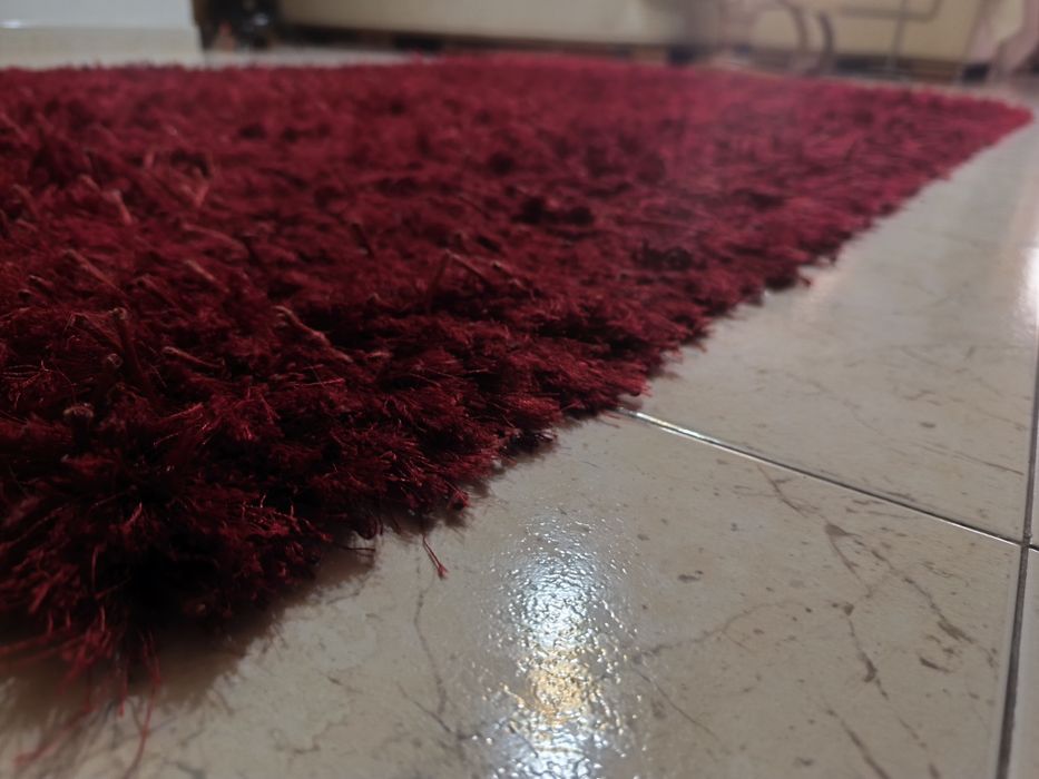 Carpete de sala 2.00 por 1.40 Vermelha escuro