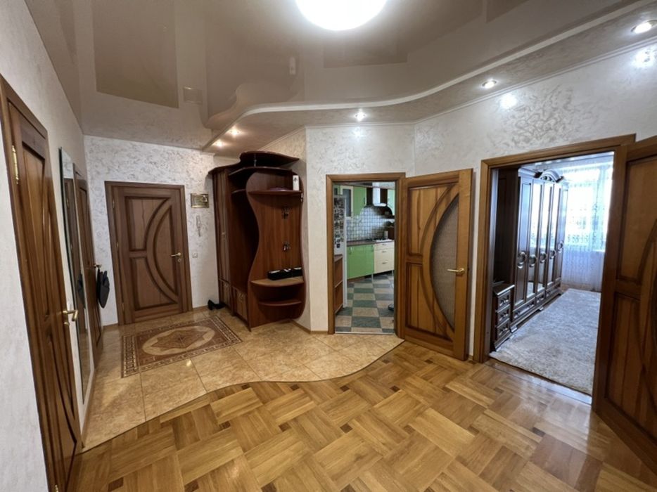 Продаж 3-кімнатної квартири, м.Тернопіль / вул.Коновальця / Канада