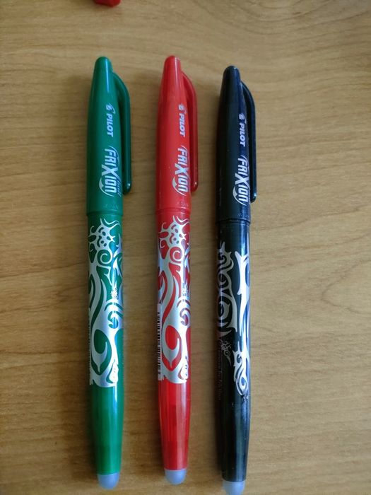 Długopis wymazywalny Pilot Frixion 0,7  i 1.0 mm, 2 kolory
