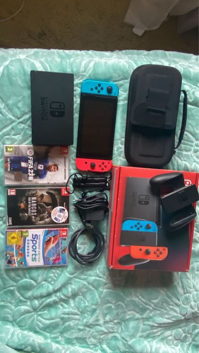 Nintendo Switch (como nova)