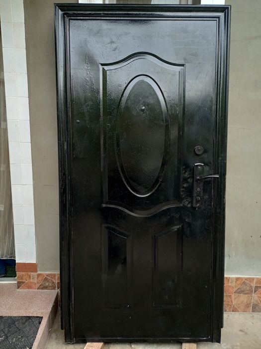 продам б/у дверь 205*95 цена договорная