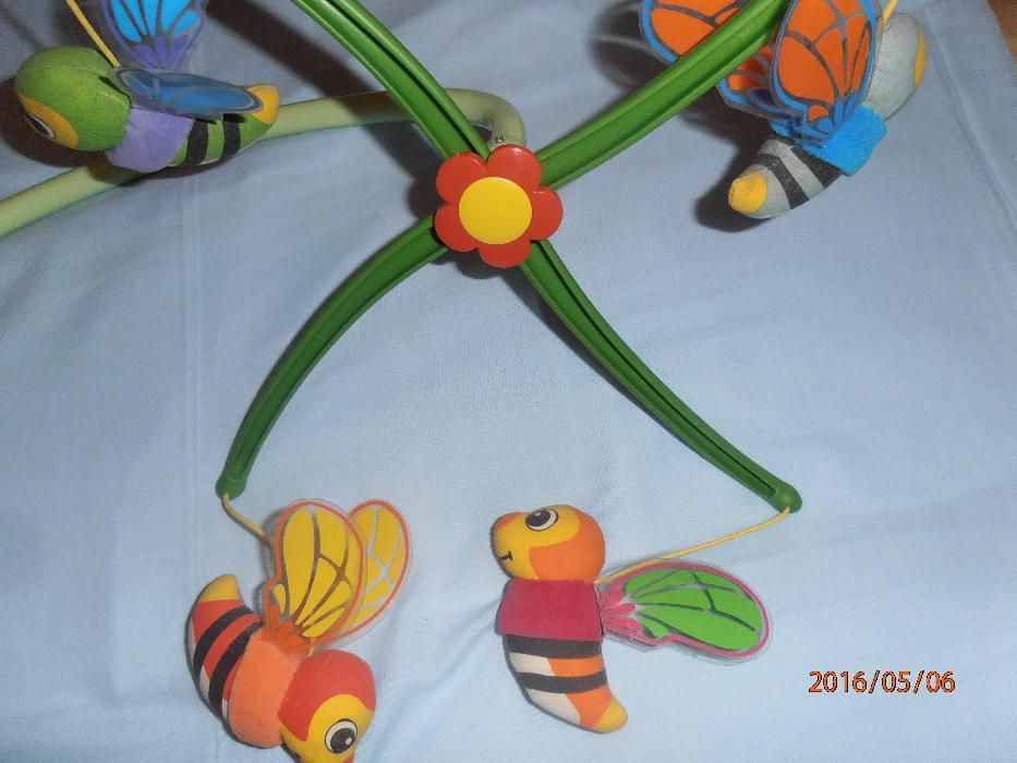 Abelhas música bébé Chicco berço