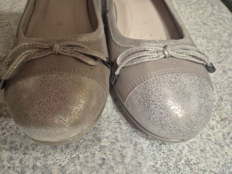 Ecco baleriny beżowe 38 JAK NOWE !