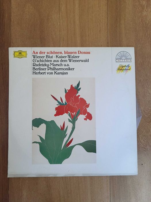 Disco Vinil | “Geschichten aus dem Wienerwald / Radetzky-Marsch u.a.” – Vários | Berliner Philharmoniker
