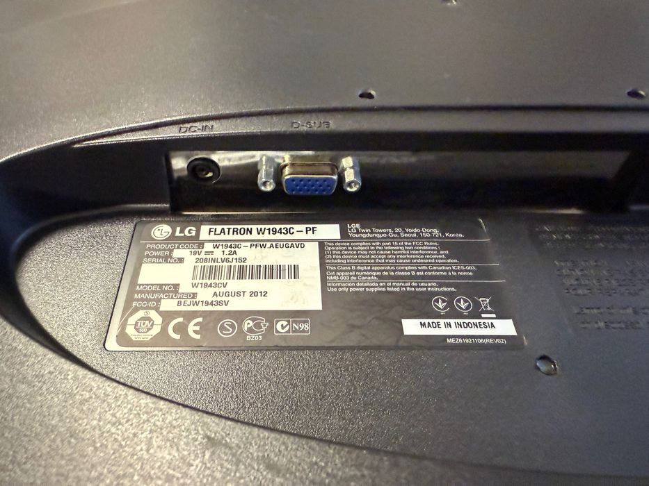 Монитор LG FLATRON W1943C 19"