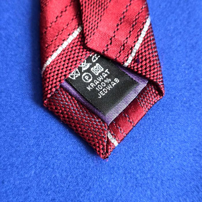 Elegancki Krawat Jedwabny LAMBERT – Klasyczne Bordo w Pasy