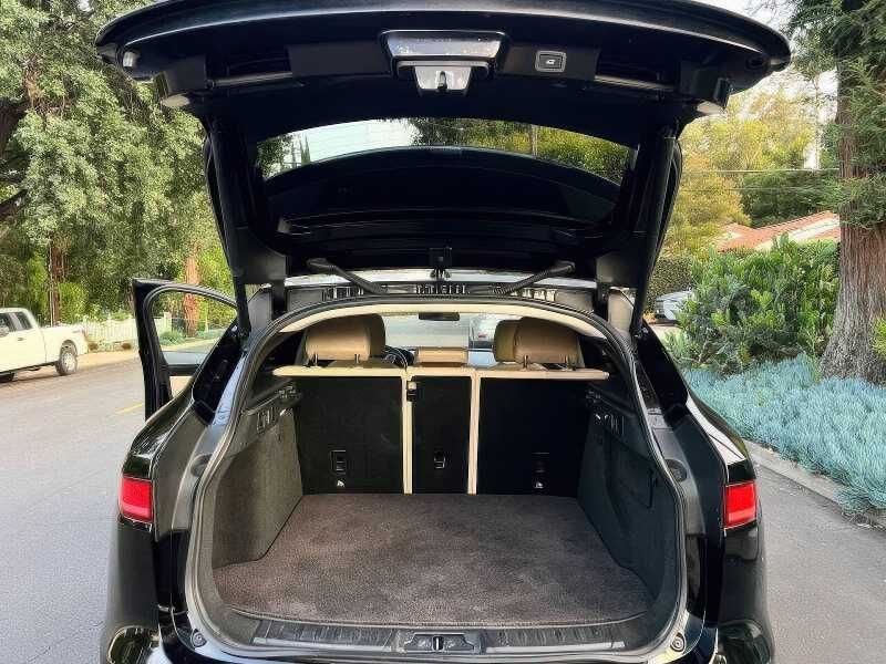 2017 Jaguar F-PACE 35t Premium