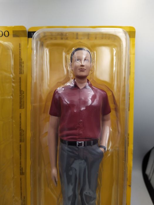 Dacia 1300 figurki skala 1:8 kobieta kierowca Eaglemoss deagostini