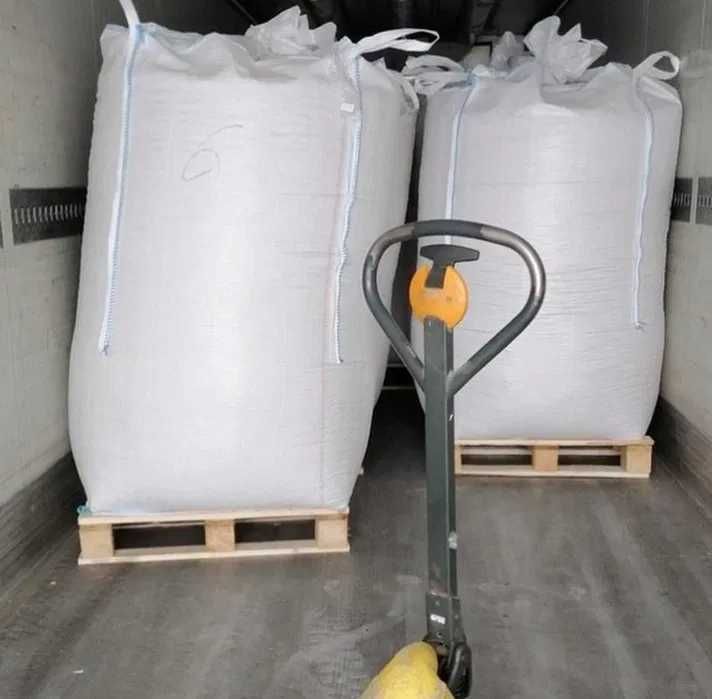 Пелеты топливные Пелети паливні пелети  сосна Пелети для опалення 0.6