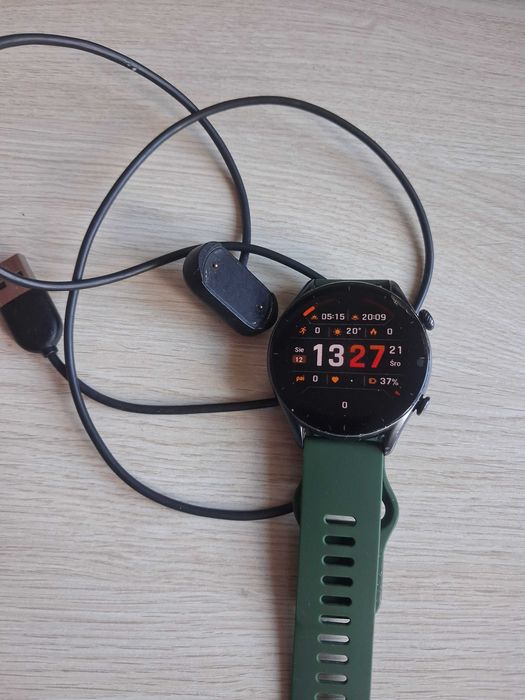 Smartwatch Amazfit GTR 3 uszkodzony z ładowarką zegarek opaska A 1971