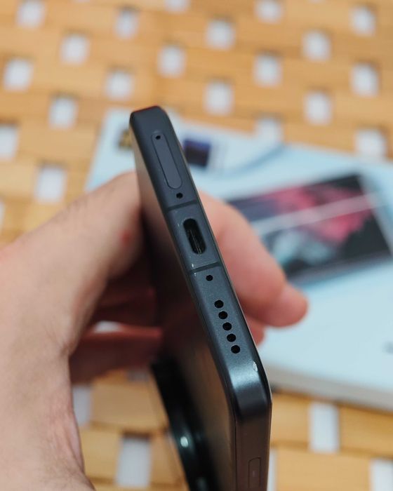 Vivo x200 ultra 16/512, добрий стан, 3 цикли
